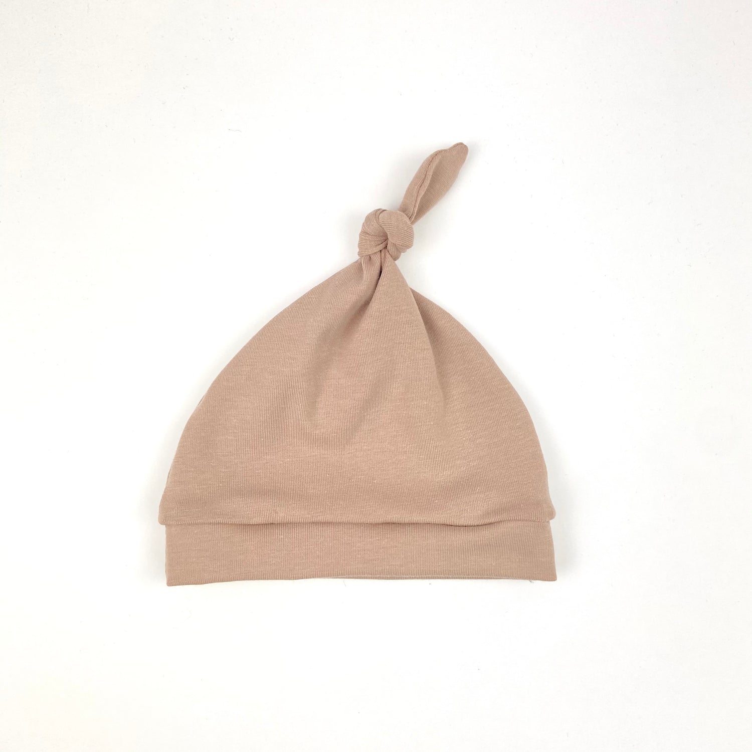 TRUFFLE KNOTTED HAT - Emma Neale Handmade