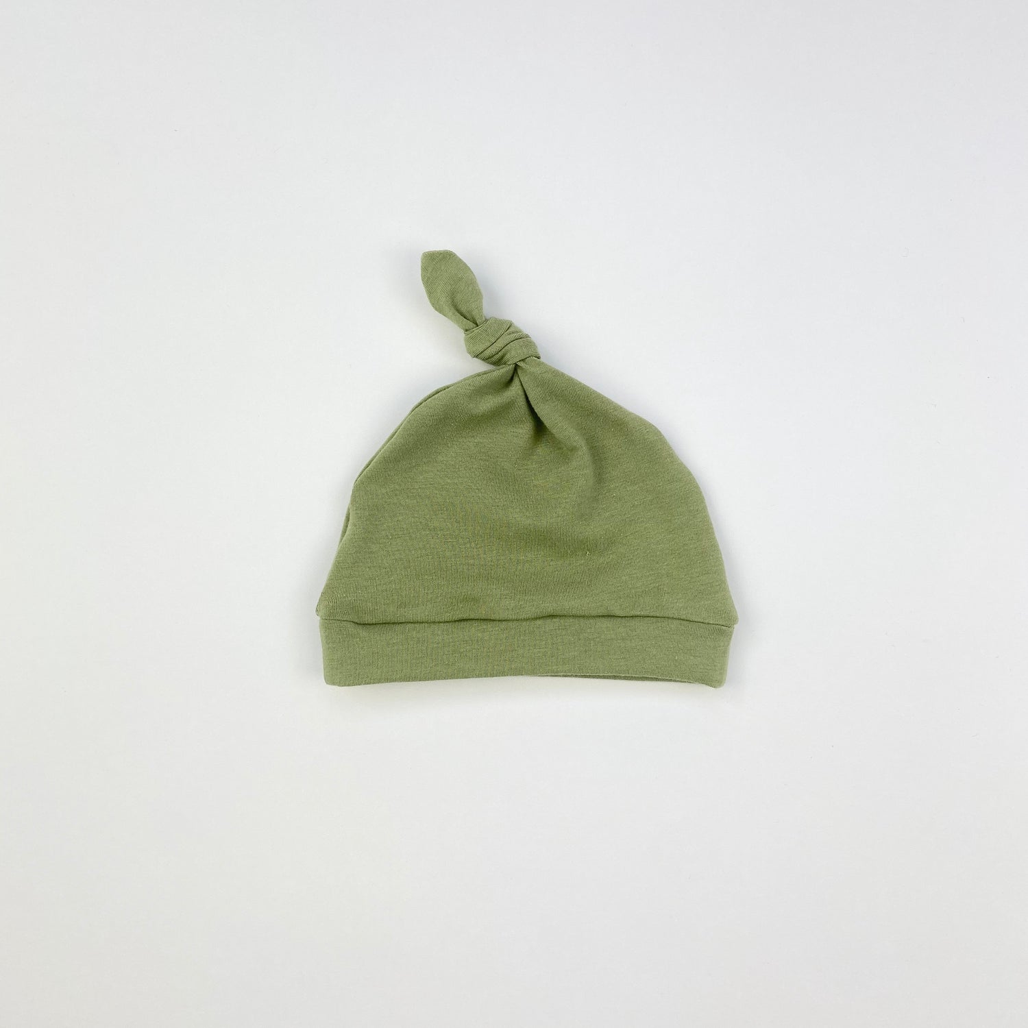 SAGE KNOTTED HAT - Emma Neale Handmade