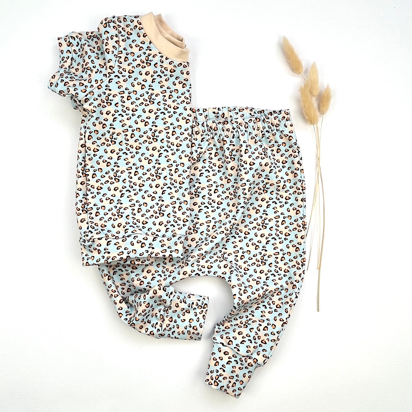 BLUE LEOPARD T-SHIRT - LONG OR SHORT SLEEVE - Emma Neale Handmade