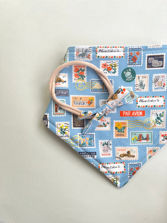 WORLD TRAVELLER BANDANA BIB in SKY