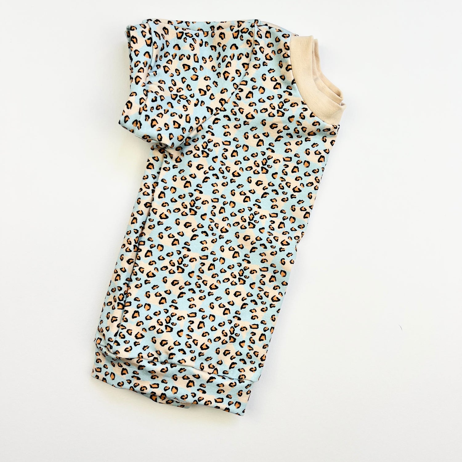 BLUE LEOPARD T-SHIRT - LONG OR SHORT SLEEVE - Emma Neale Handmade